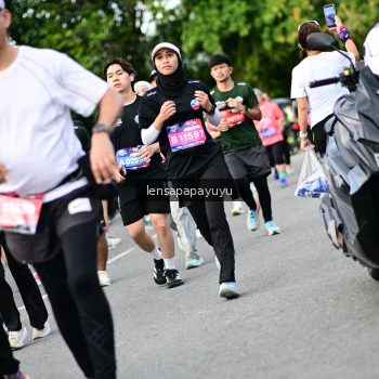 Runner Photo 4152470