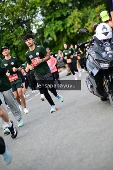 Runner Photo 4152503