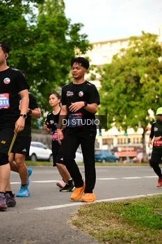 Runner Photo 4152509