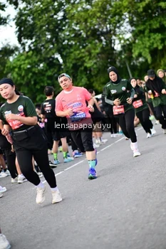 Runner Photo 4152510