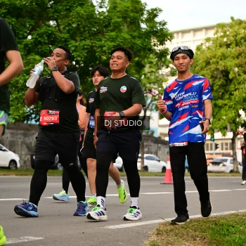 Runner Photo 4152525