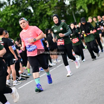 Runner Photo 4152532