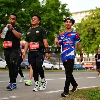 Runner Photo 4152539