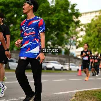 Runner Photo 4152549