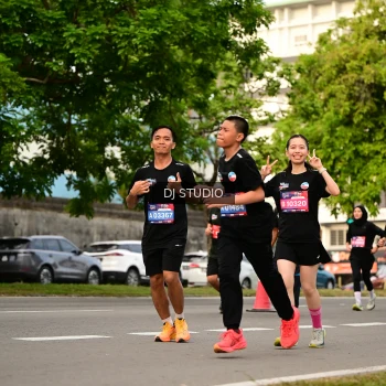 Runner Photo 4152572