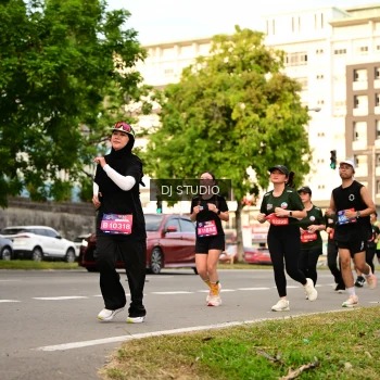 Runner Photo 4152577