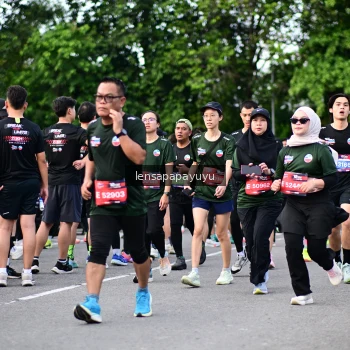 Runner Photo 4152594