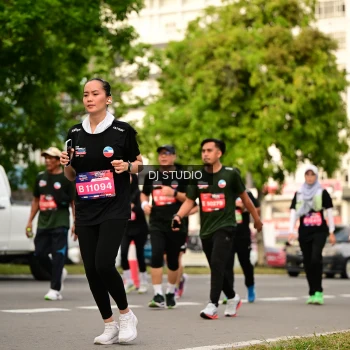 Runner Photo 4152631