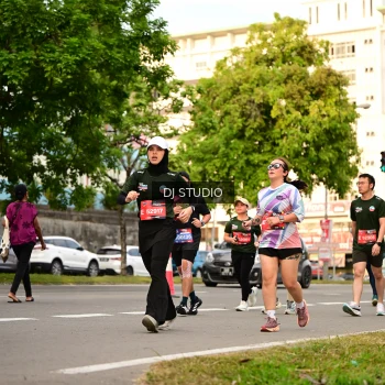Runner Photo 4152638