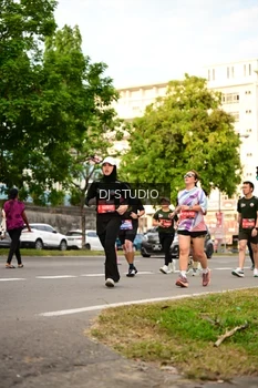 Runner Photo 4152639