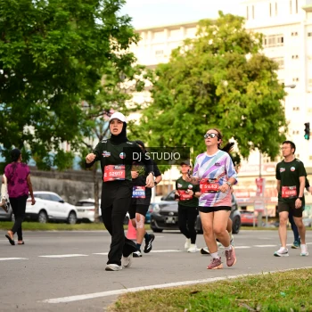 Runner Photo 4152642