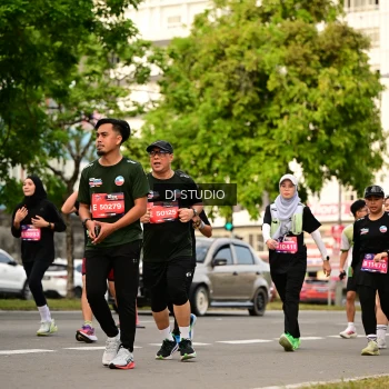 Runner Photo 4152655