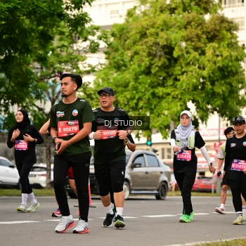 Runner Photo 4152660