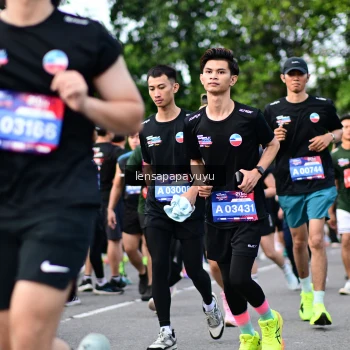 Runner Photo 4152664