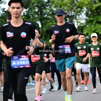 Runner Photo 4152678