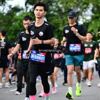 Runner Photo 4152680