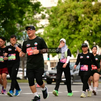 Runner Photo 4152685