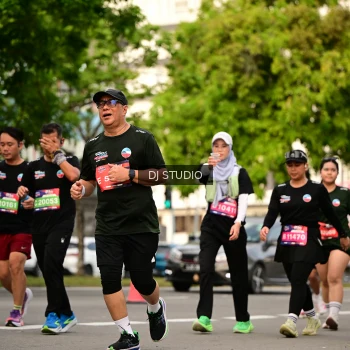Runner Photo 4152686