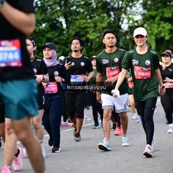 Runner Photo 4152704
