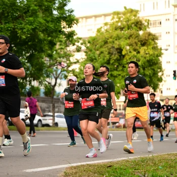 Runner Photo 4152710