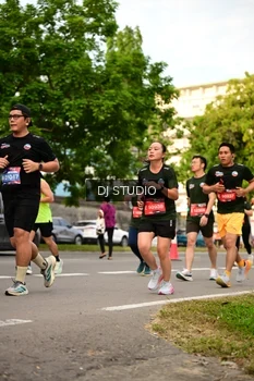 Runner Photo 4152724
