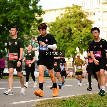 Runner Photo 4152764