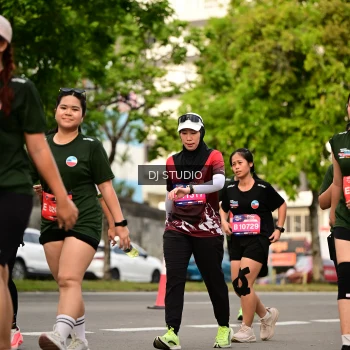 Runner Photo 4152765