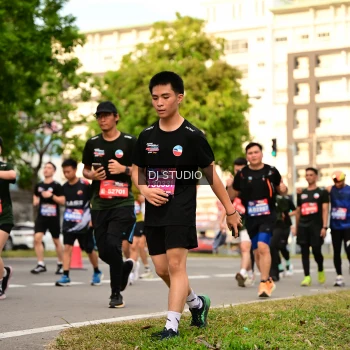 Runner Photo 4152778