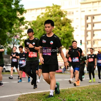 Runner Photo 4152787