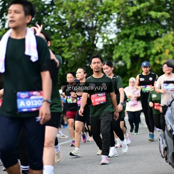 Runner Photo 4152823