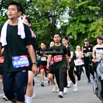 Runner Photo 4152835