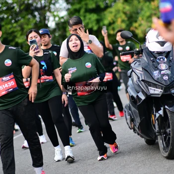 Runner Photo 4152845