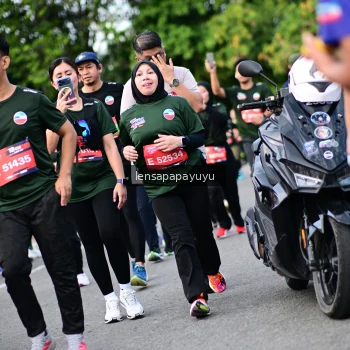 Runner Photo 4152853