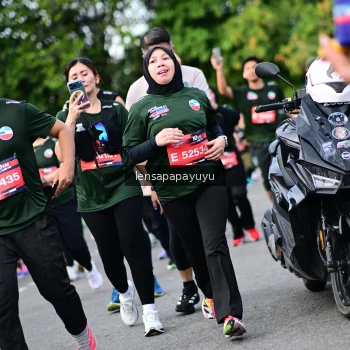 Runner Photo 4152859