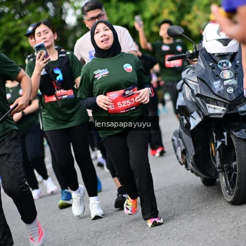 Runner Photo 4152864