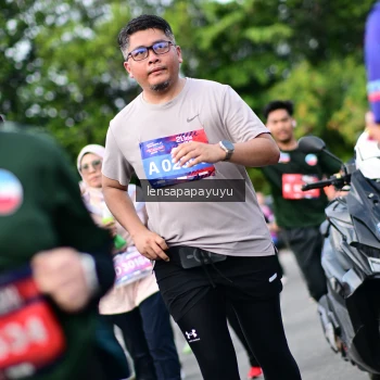 Runner Photo 4152869