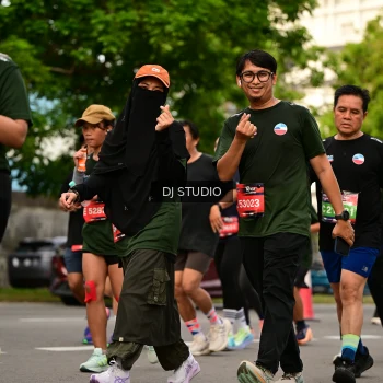Runner Photo 4152875