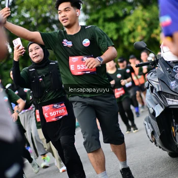 Runner Photo 4152877