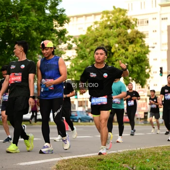 Runner Photo 4152894