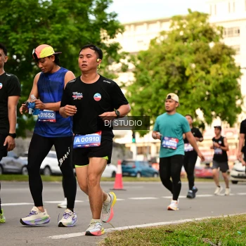 Runner Photo 4152924