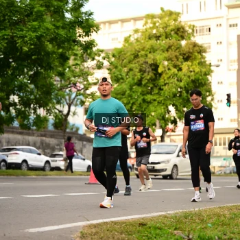 Runner Photo 4152935
