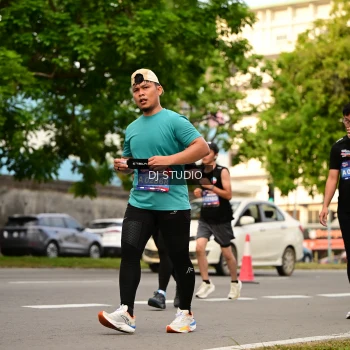 Runner Photo 4152953