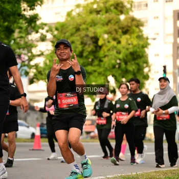 Runner Photo 4152964