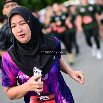 Runner Photo 4152965