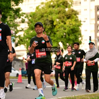 Runner Photo 4152968