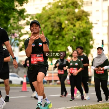 Runner Photo 4152972