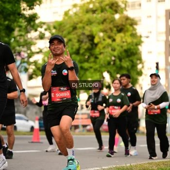 Runner Photo 4152982