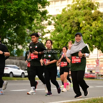 Runner Photo 4152990
