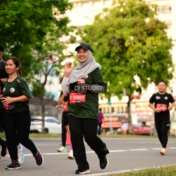 Runner Photo 4152996