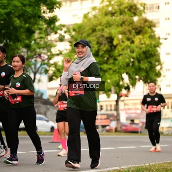Runner Photo 4152998